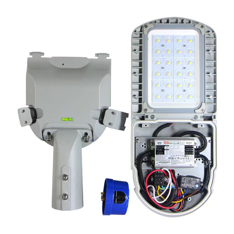 5 Years warranty meanwell european outdoor 100w 150w 200w photocell smart